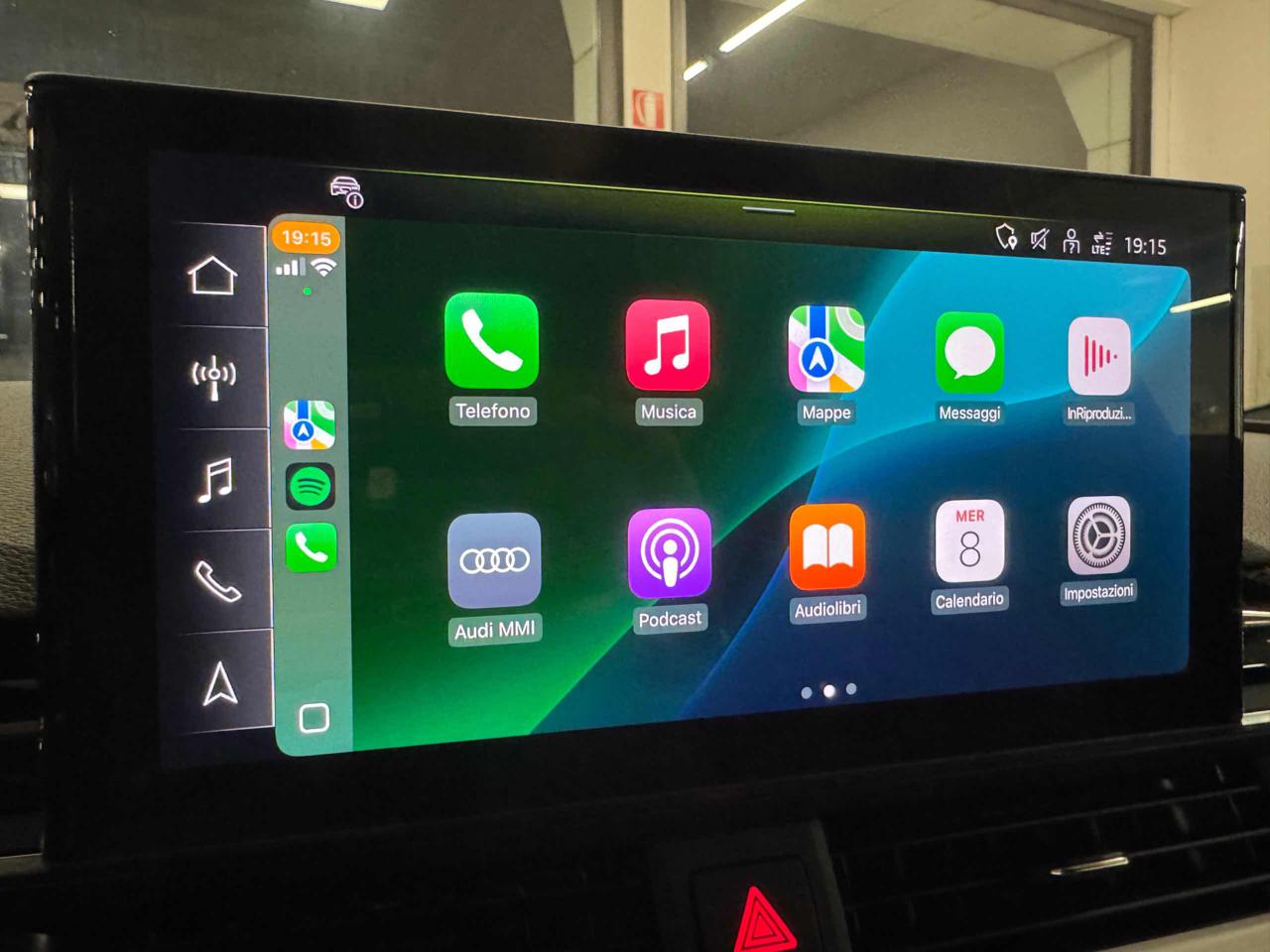 AUDI A4 Avant 40 TDI quattro S tronic S line edition - 21