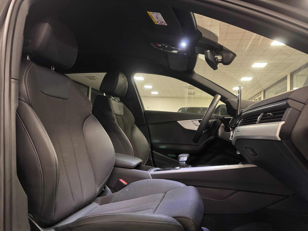 AUDI A4 Avant 40 TDI quattro S tronic S line edition - 11