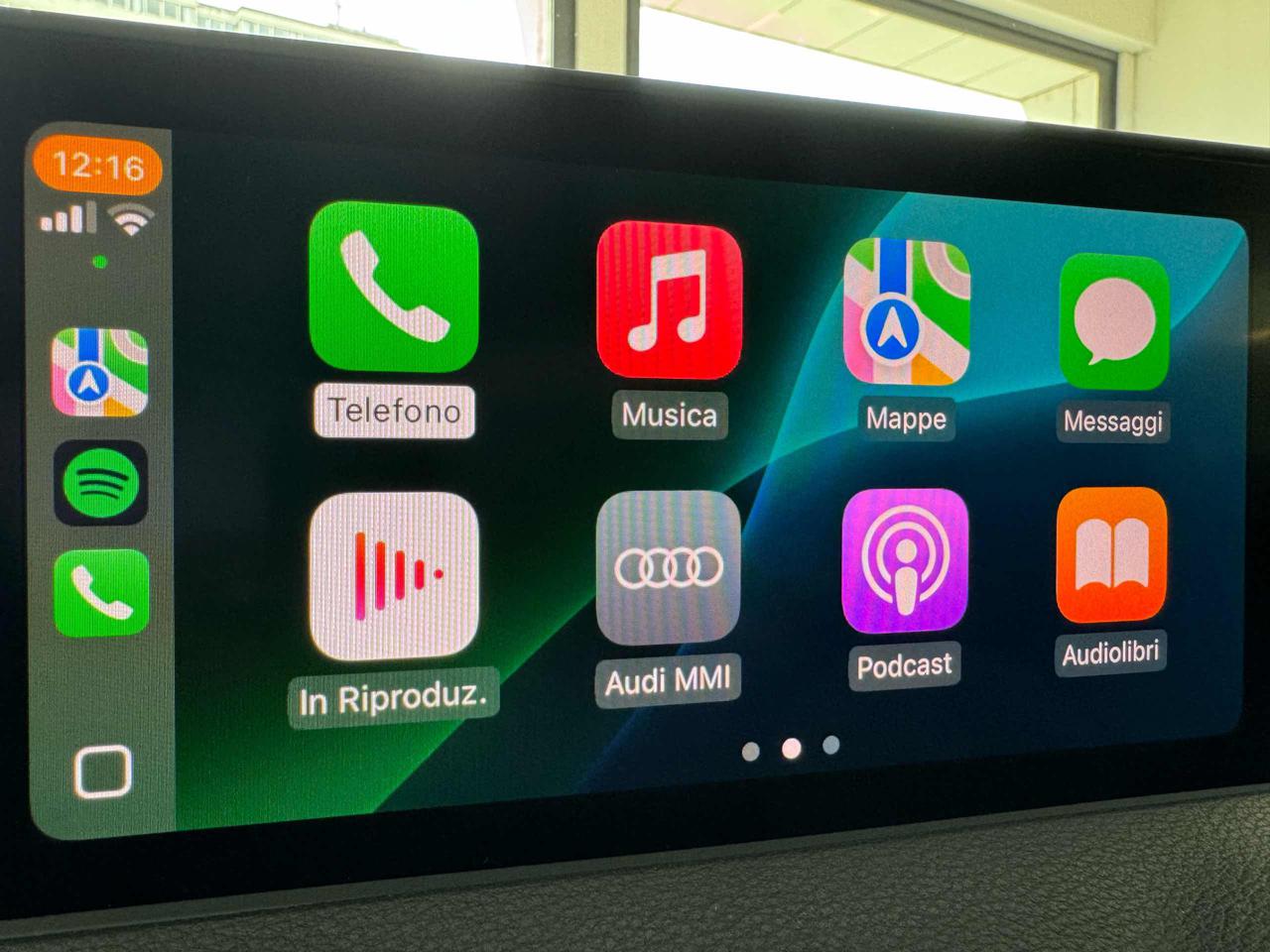 AUDI Q2 30 TDI S line Interiors - 18