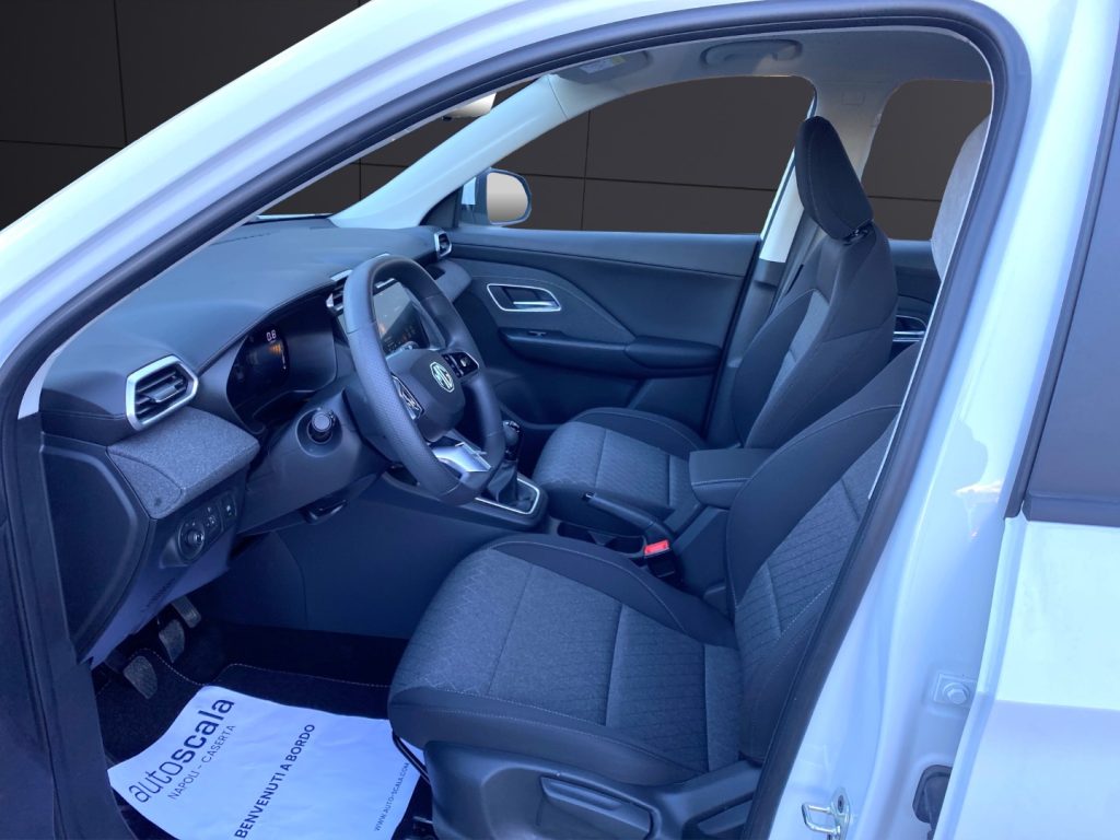 MG ZS 1.5 Standard - 9