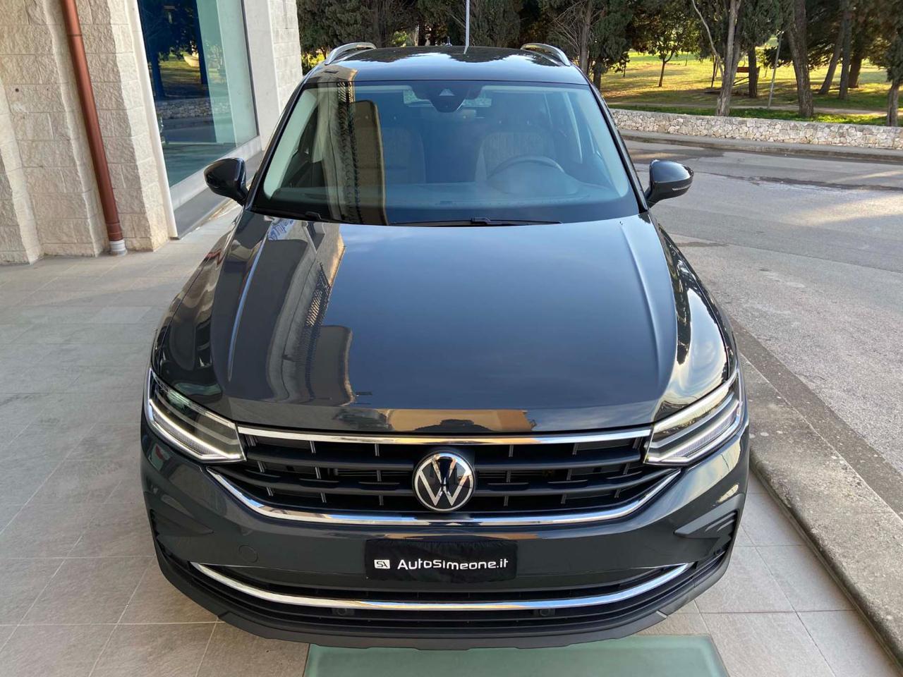 VOLKSWAGEN Tiguan 2.0 TDI 150 CV SCR DSG Life - 2