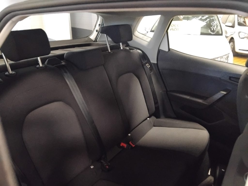 SEAT Arona 1.0 TGI Reference - 11