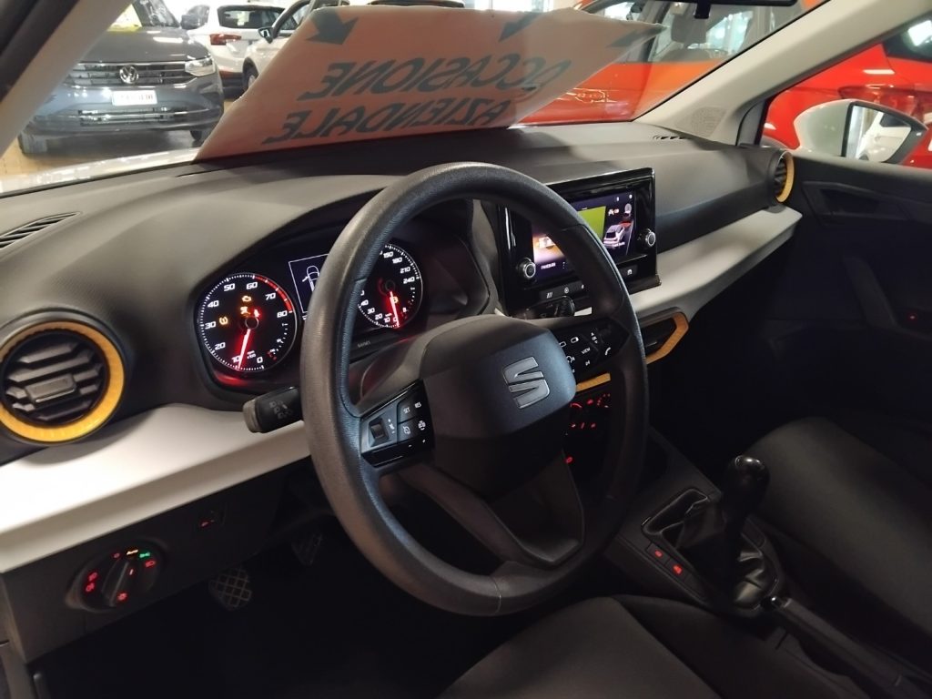 SEAT Arona 1.0 TGI Reference - 16