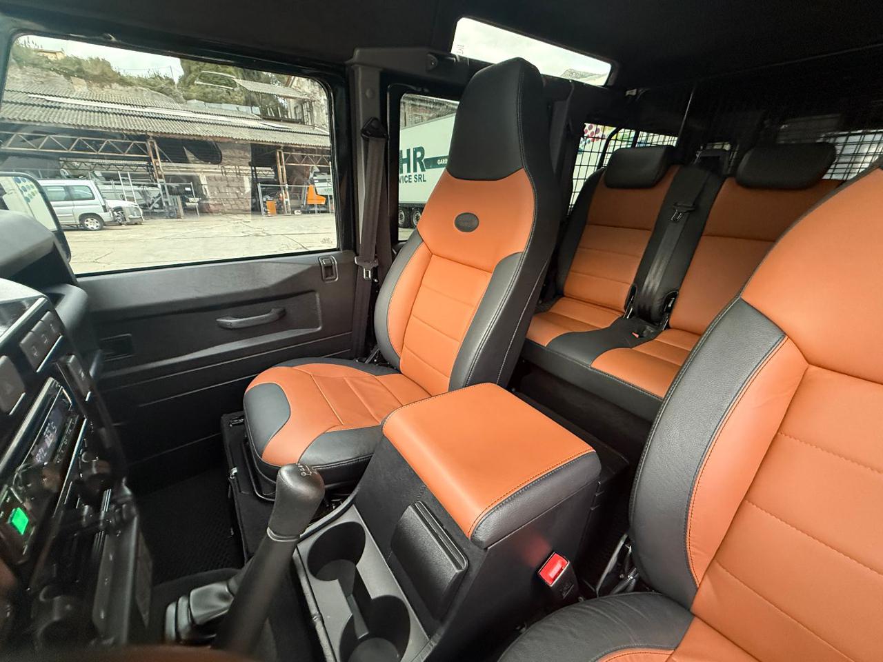 LAND ROVER Defender 110 2.2 TD4 Station Wagon SE SUPER FULL - 13