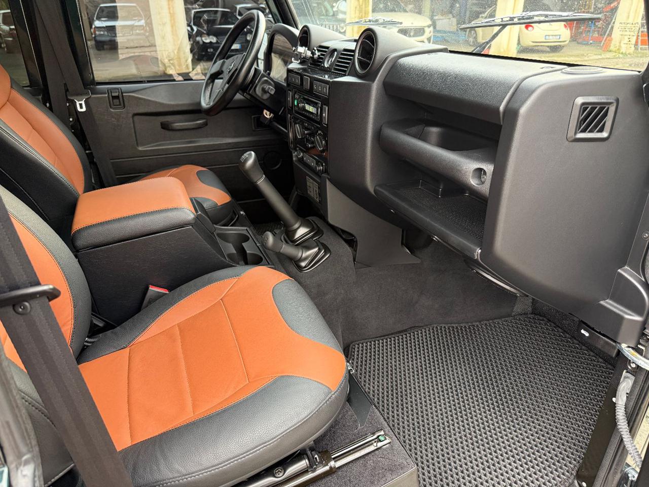 LAND ROVER Defender 110 2.2 TD4 Station Wagon SE SUPER FULL - 20