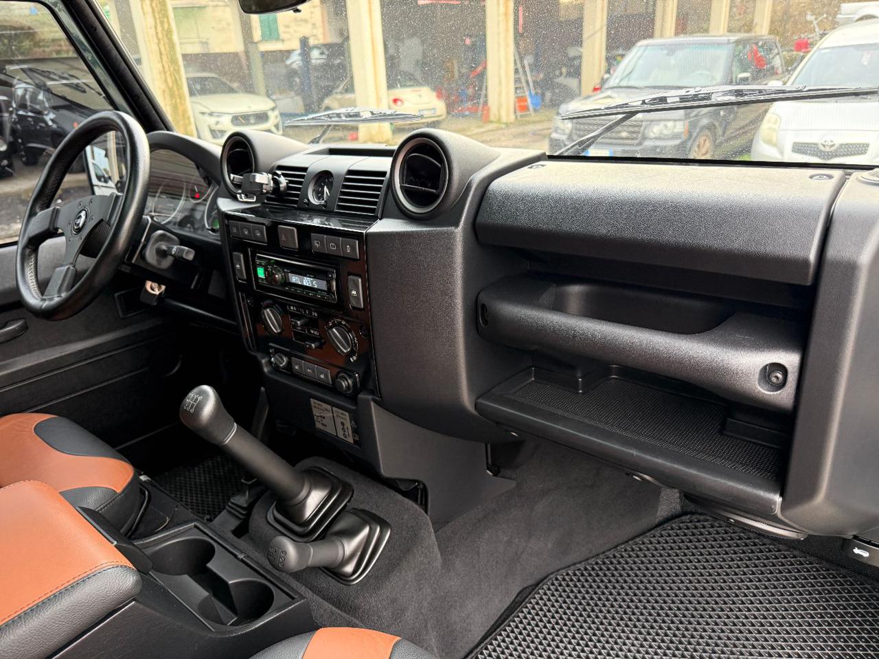 LAND ROVER Defender 110 2.2 TD4 Station Wagon SE SUPER FULL - 21