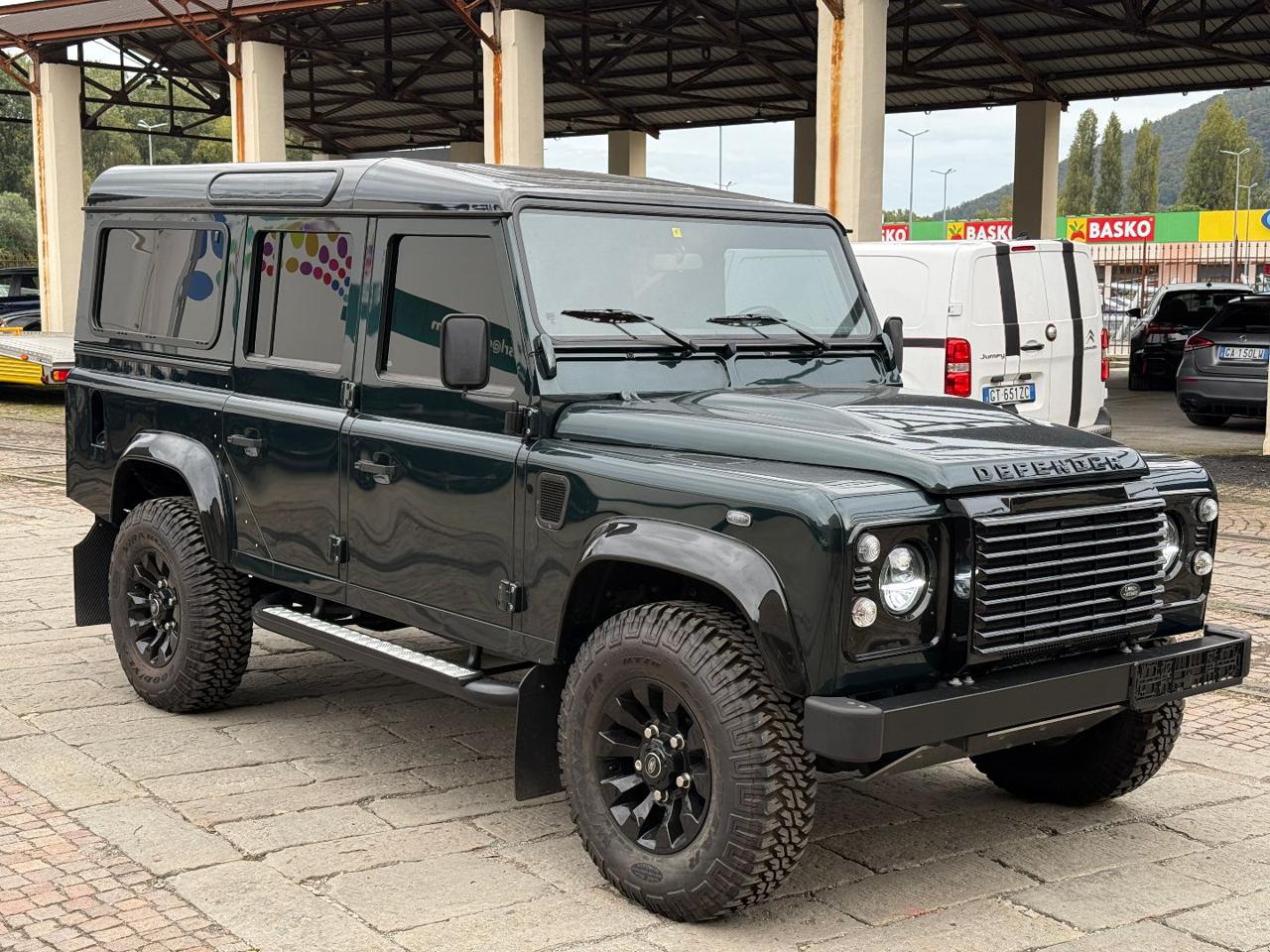 LAND ROVER Defender 110 2.2 TD4 Station Wagon SE SUPER FULL - 2