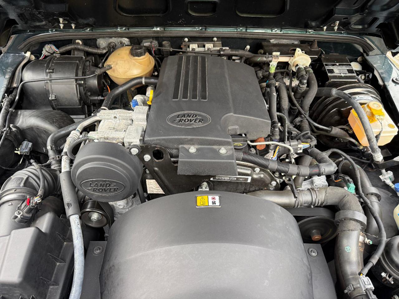 LAND ROVER Defender 110 2.2 TD4 Station Wagon SE SUPER FULL - 24