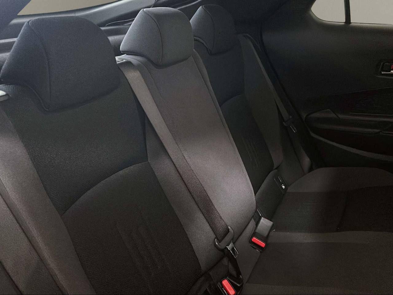 TOYOTA C-HR 1.8 HV Trend - 12