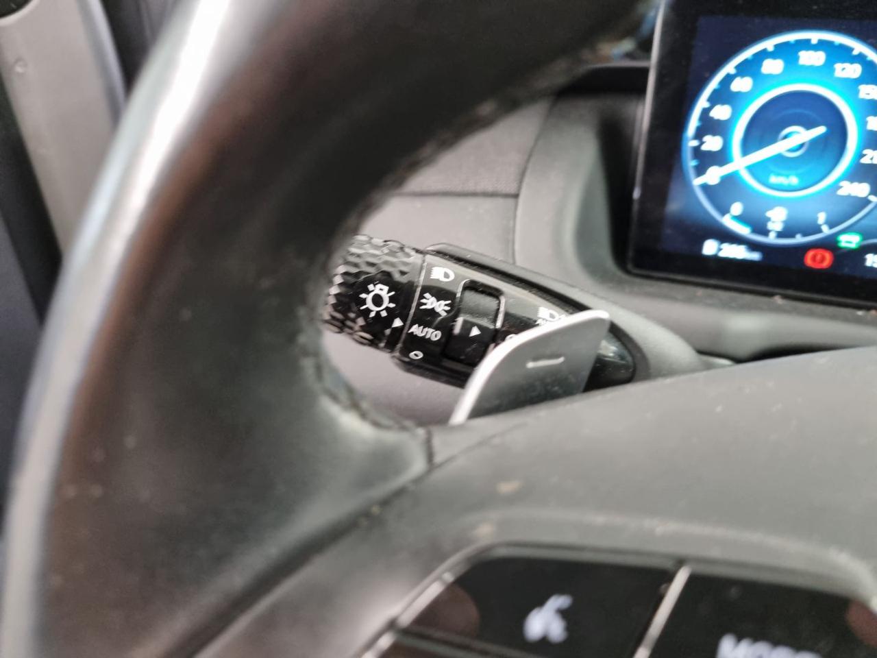 HYUNDAI Tucson 1.6 HEV aut.Exellence - 31