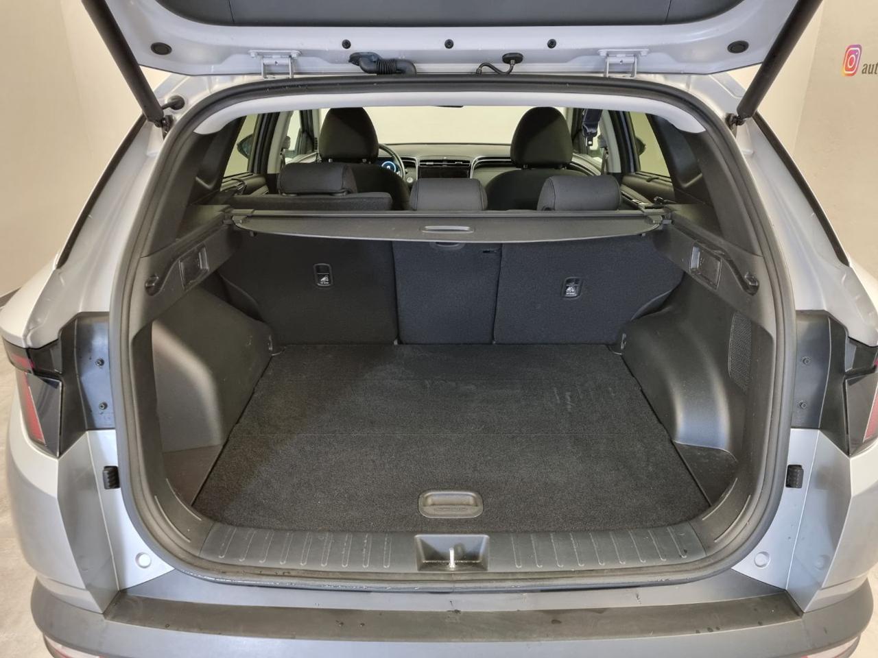 HYUNDAI Tucson 1.6 HEV aut.Exellence - 16