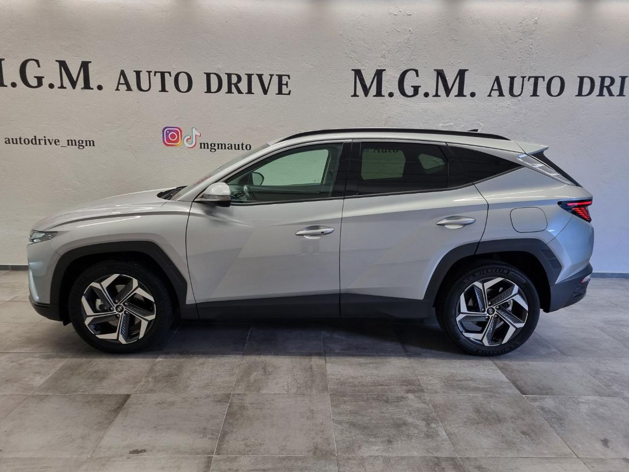 HYUNDAI Tucson 1.6 HEV aut.Exellence - 2