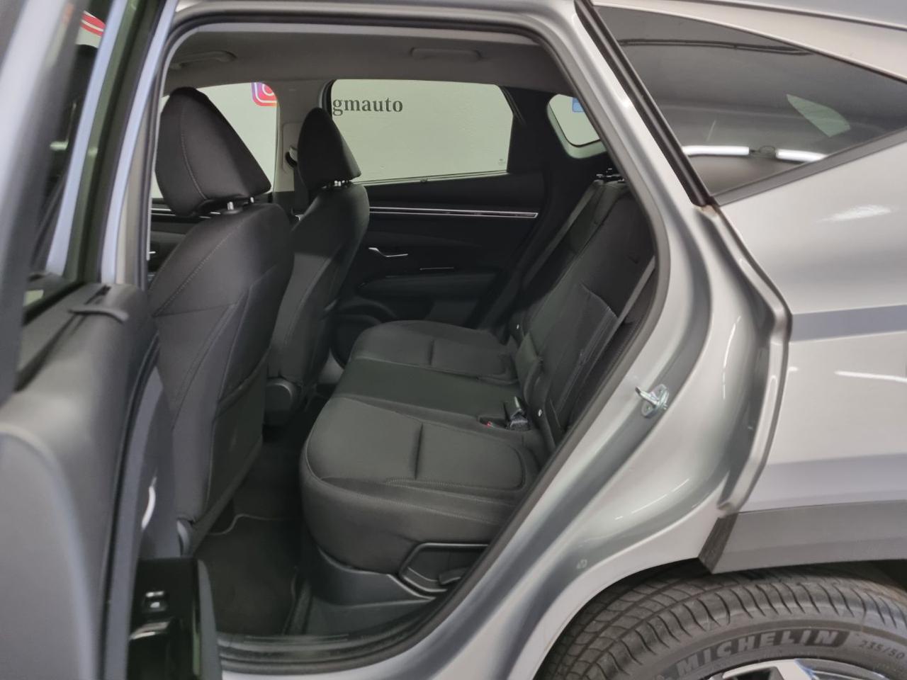 HYUNDAI Tucson 1.6 HEV aut.Exellence - 11