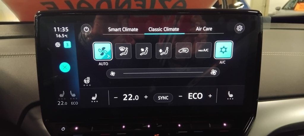 VOLKSWAGEN ID.5 Pro Performance - 16