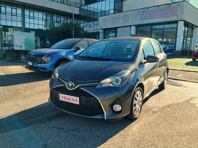 TOYOTA Yaris Grigio scuro metallizzato