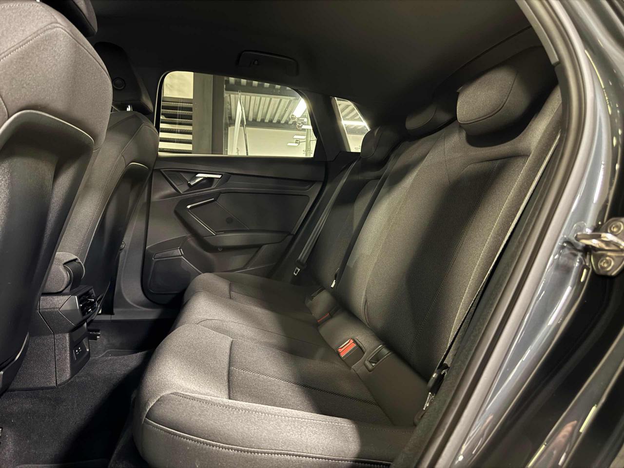 AUDI A3 SPB 30 g-tron S tronic Business - 13