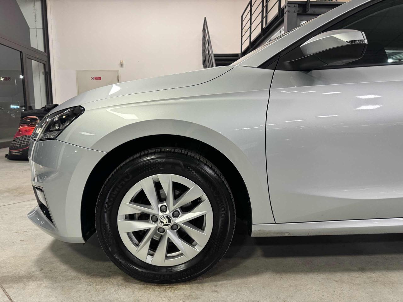 SKODA Fabia 1.0 MPI 80 CV Selection - 22