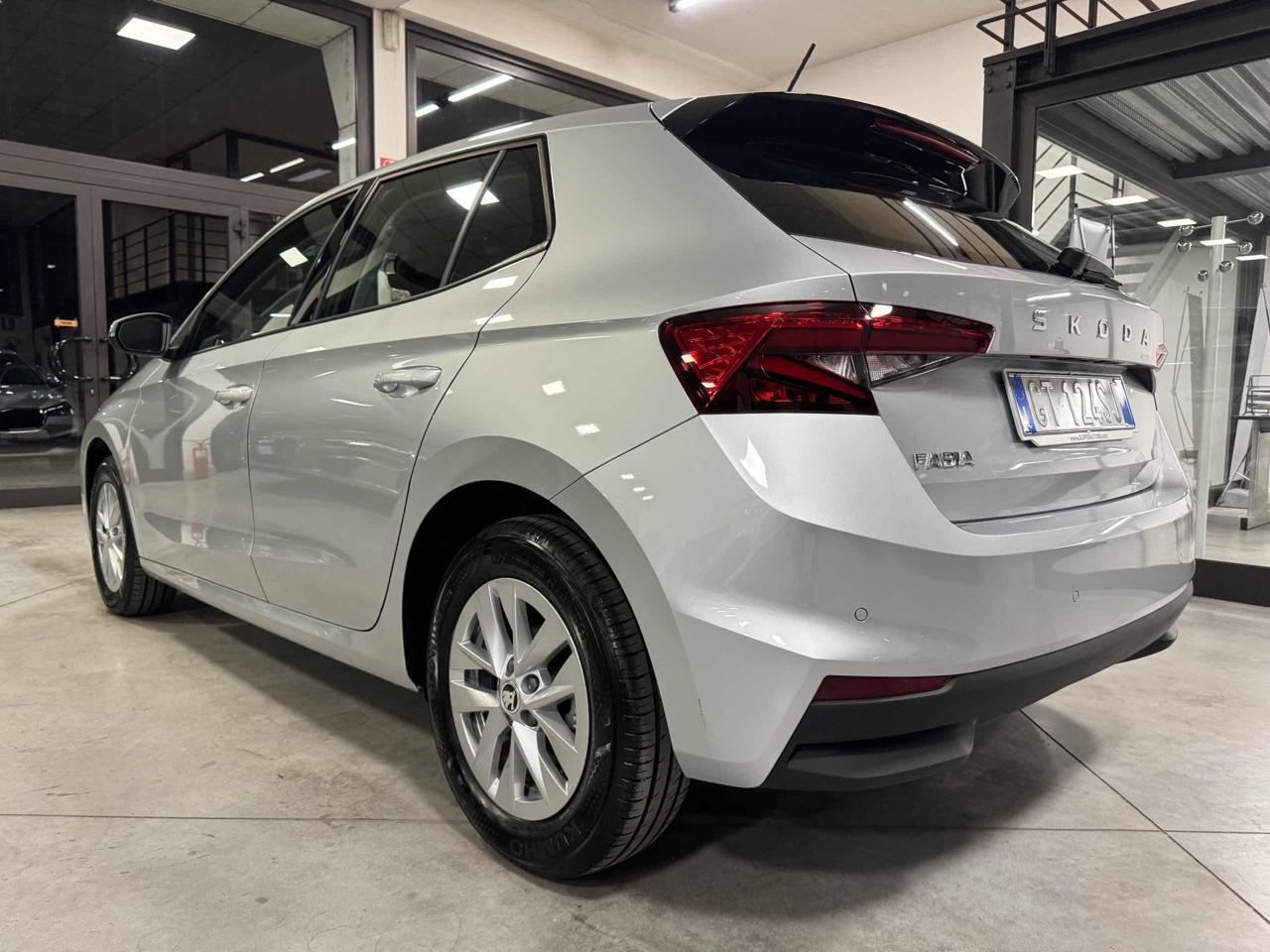 SKODA Fabia 1.0 MPI 80 CV Selection - 5