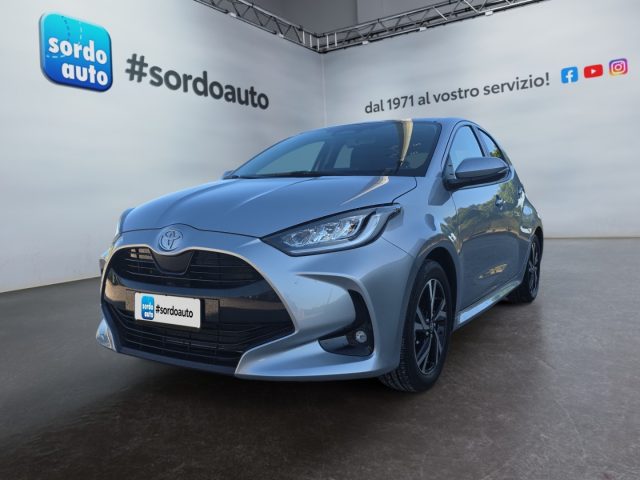 TOYOTA Yaris Argento metallizzato