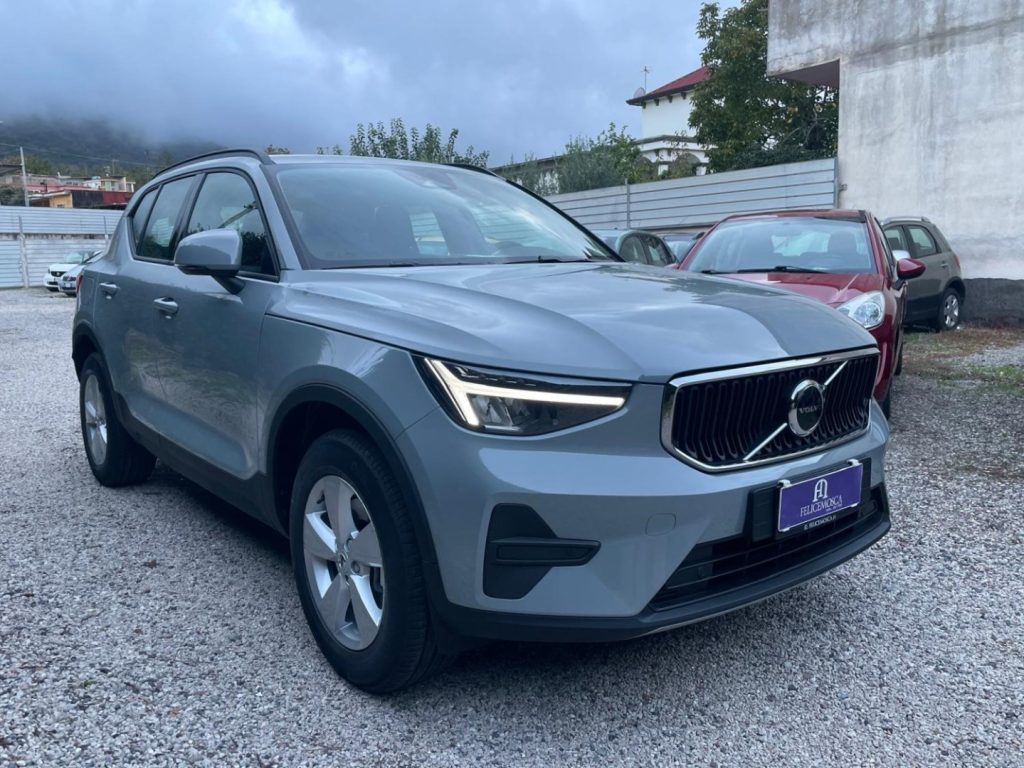 VOLVO XC40 B3 automatico Essential - 2