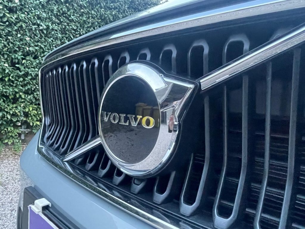 VOLVO XC40 B3 automatico Essential - 9