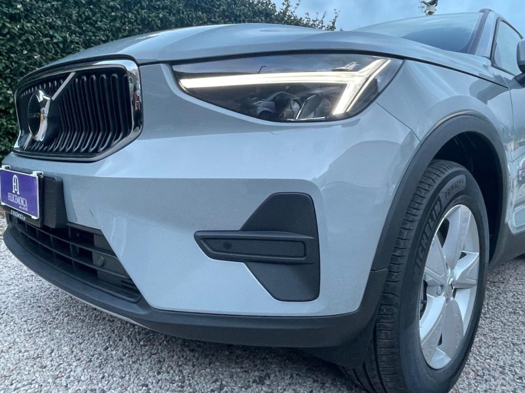 VOLVO XC40 B3 automatico Essential - 10