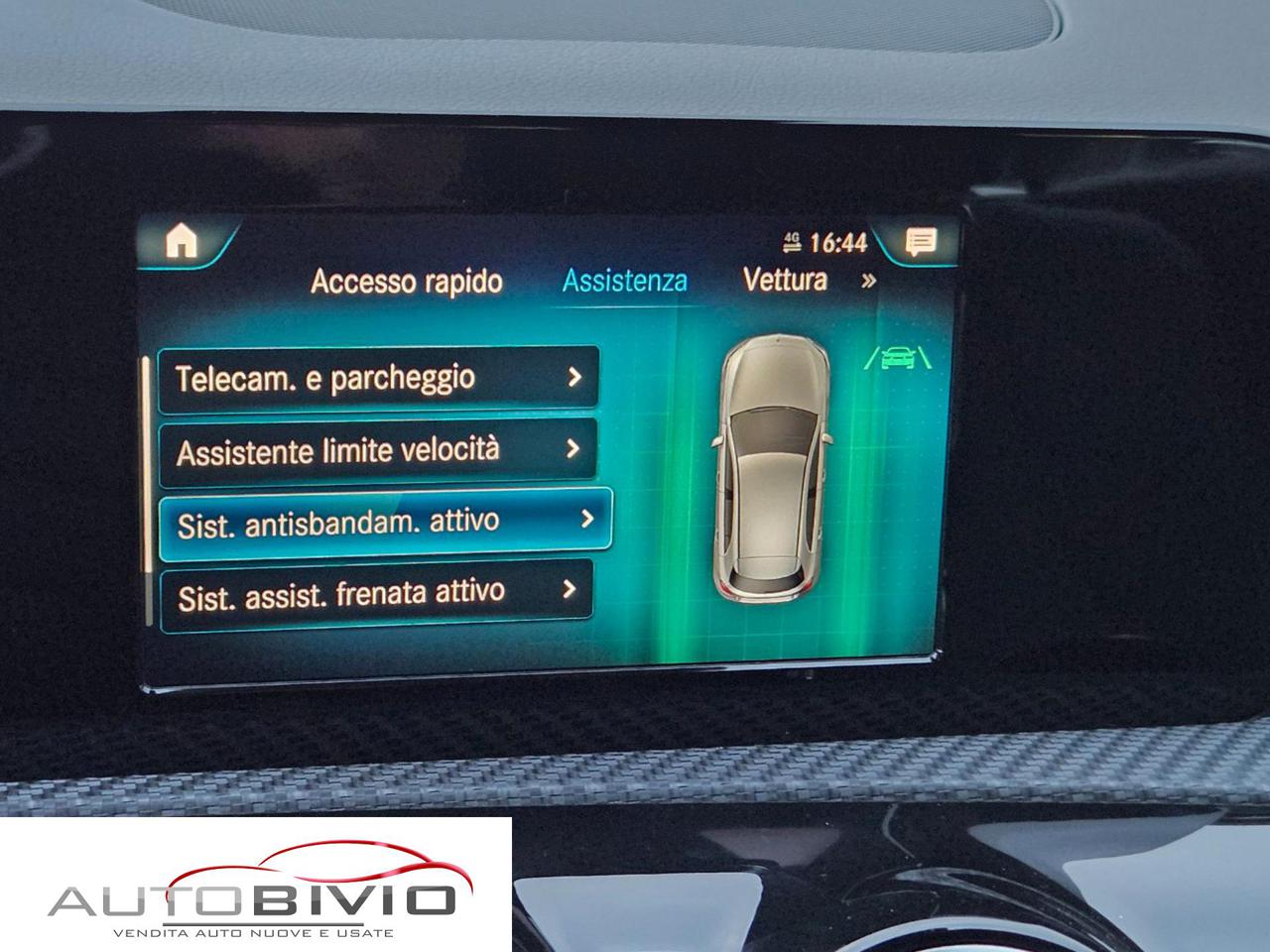 MERCEDES-BENZ A 200 d Automatic Business - 28