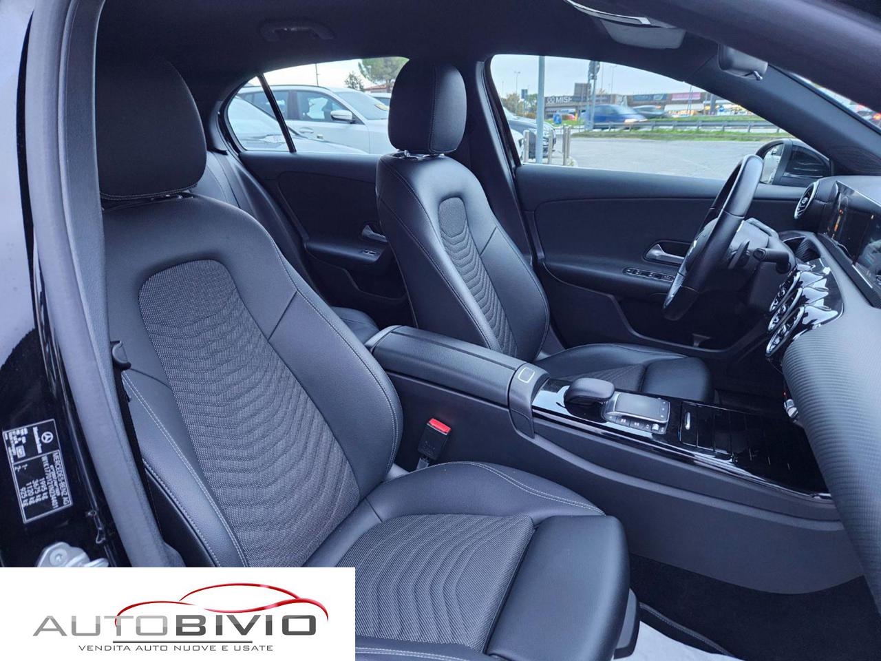 MERCEDES-BENZ A 200 d Automatic Business - 22