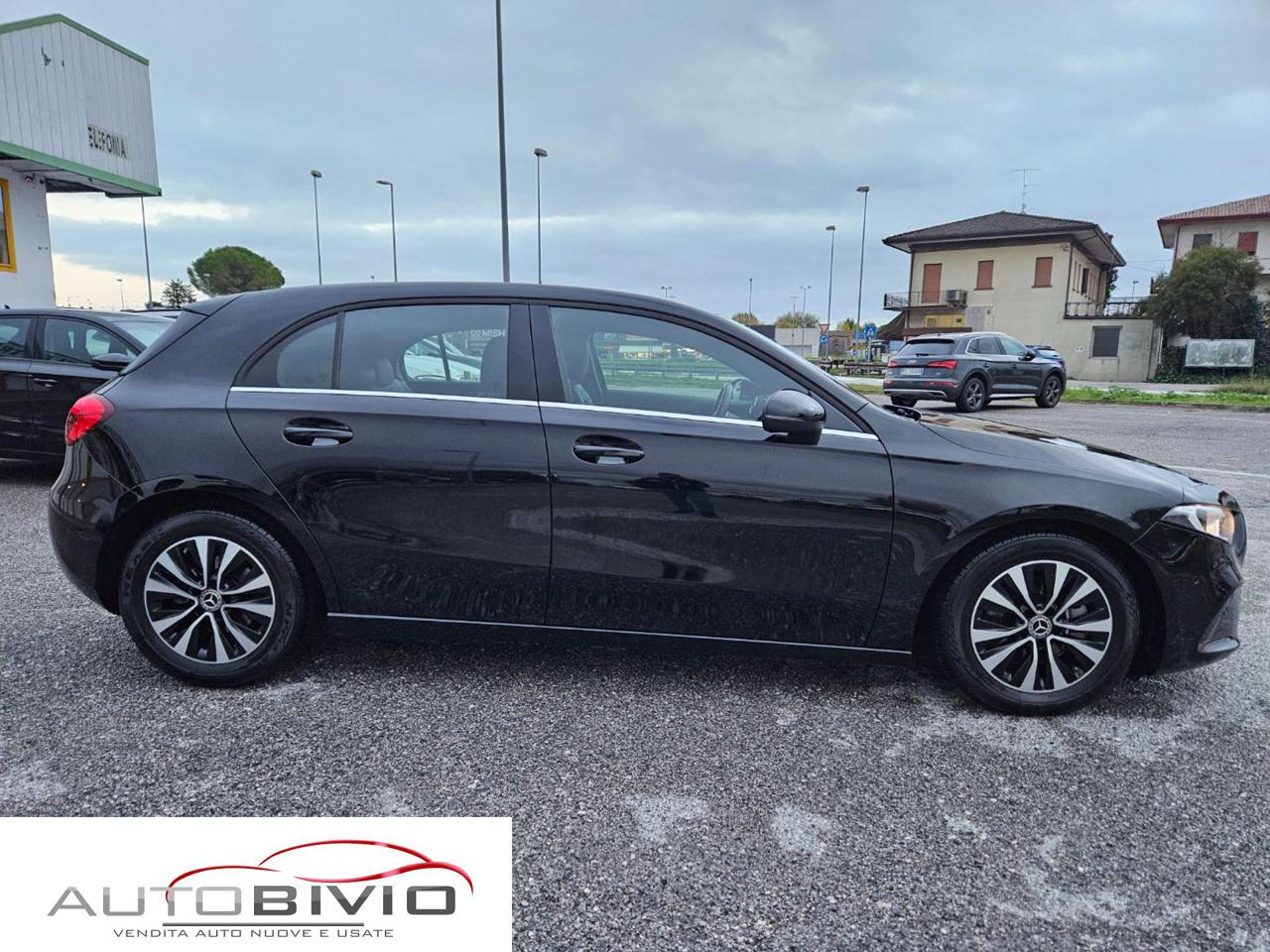 MERCEDES-BENZ A 200 d Automatic Business - 8