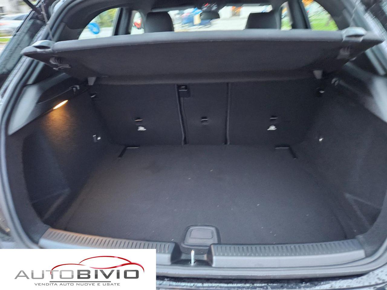 MERCEDES-BENZ A 200 d Automatic Business - 20