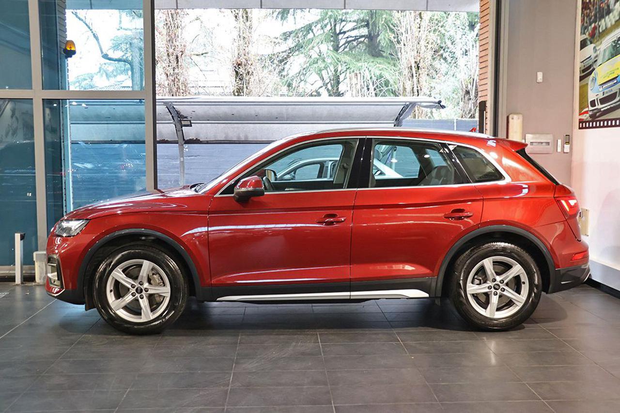 AUDI Q5 35 TDI S-Tronic Business Advanced - 3