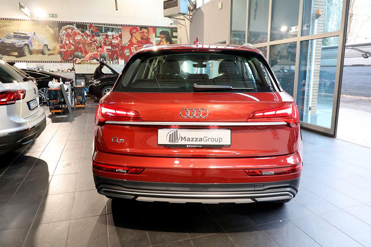 AUDI Q5 35 TDI S-Tronic Business Advanced - 8