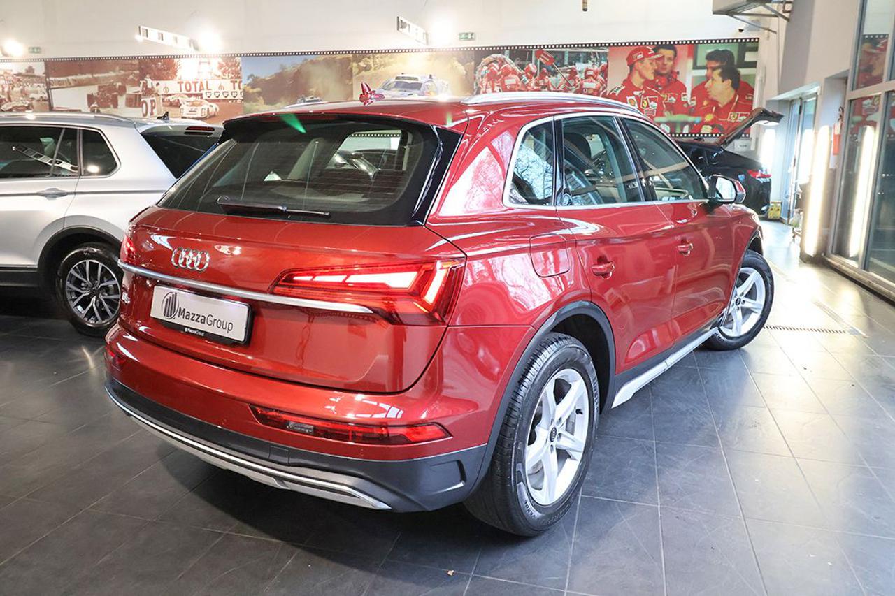 AUDI Q5 35 TDI S-Tronic Business Advanced - 10