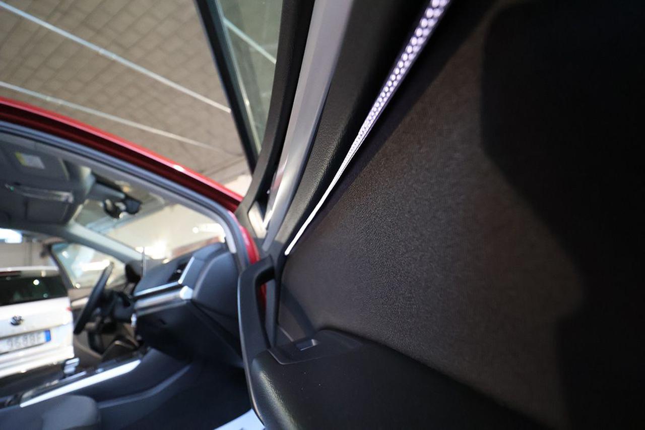 AUDI Q5 35 TDI S-Tronic Business Advanced - 38