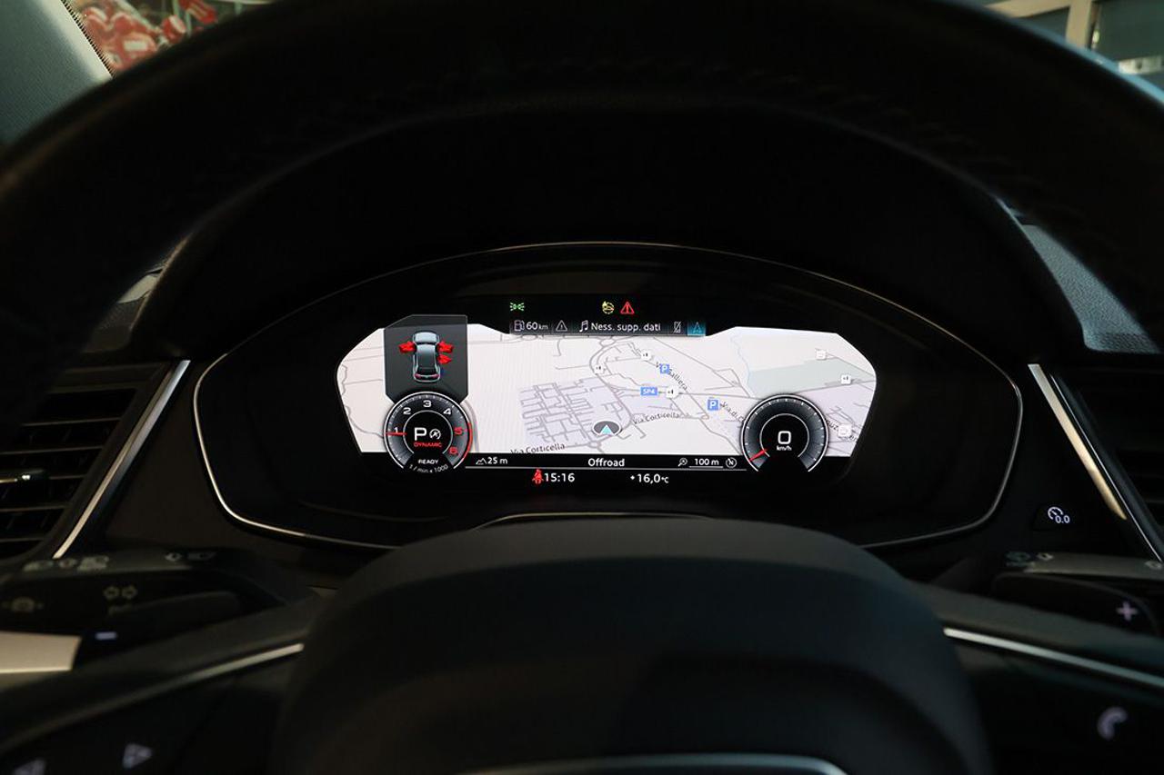 AUDI Q5 35 TDI S-Tronic Business Advanced - 30