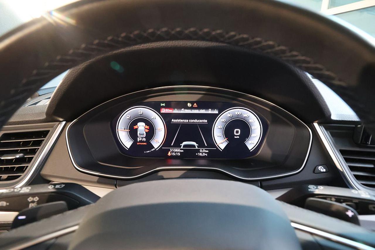 AUDI Q5 35 TDI S-Tronic Business Advanced - 31