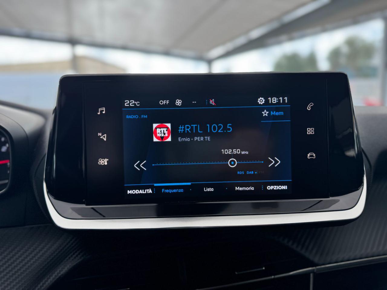 PEUGEOT 2008 1.5 BlueHDI 110cv Allure Pack (Auto/App/Led) - 26