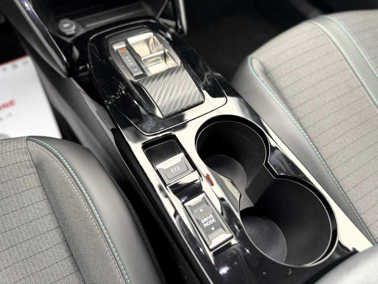 PEUGEOT 2008 1.5 BlueHDI 110cv Allure Pack (Auto/App/Led) - 9