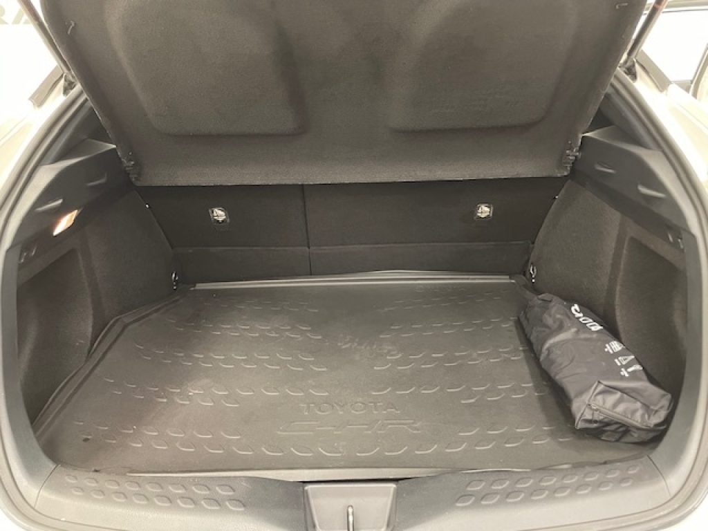 TOYOTA C-HR I -  1.8h Business e-cvt - 18