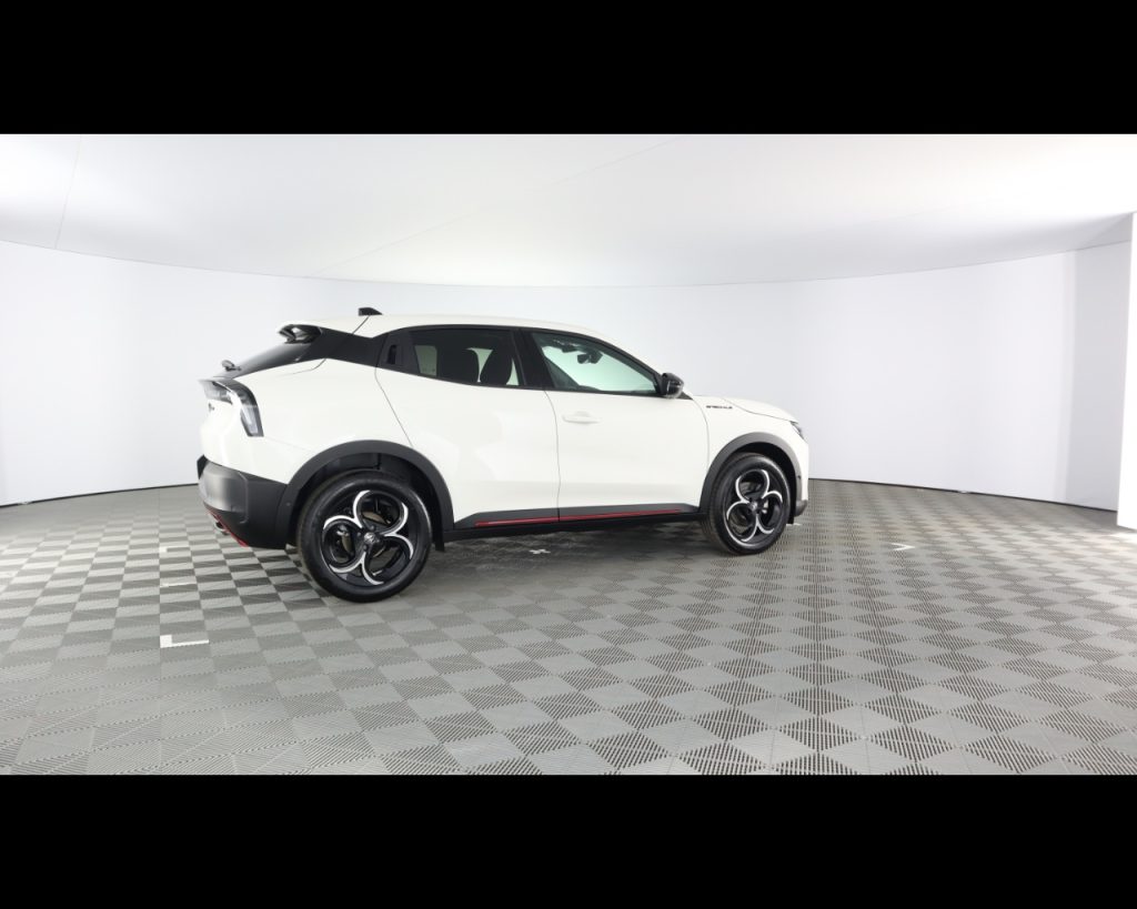 ALFA ROMEO Junior Ibrida Ibrida Speciale1.2 136cv Hybrid Edct6 - 7