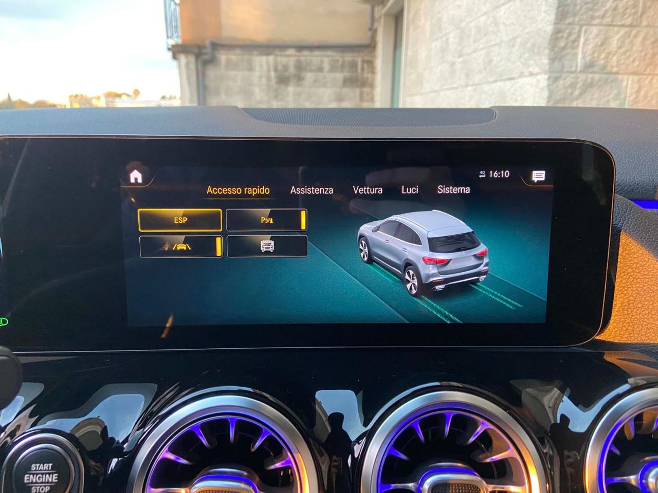 MERCEDES-BENZ GLA 200 d Automatic Sport Plus PACK NIGHT - 37