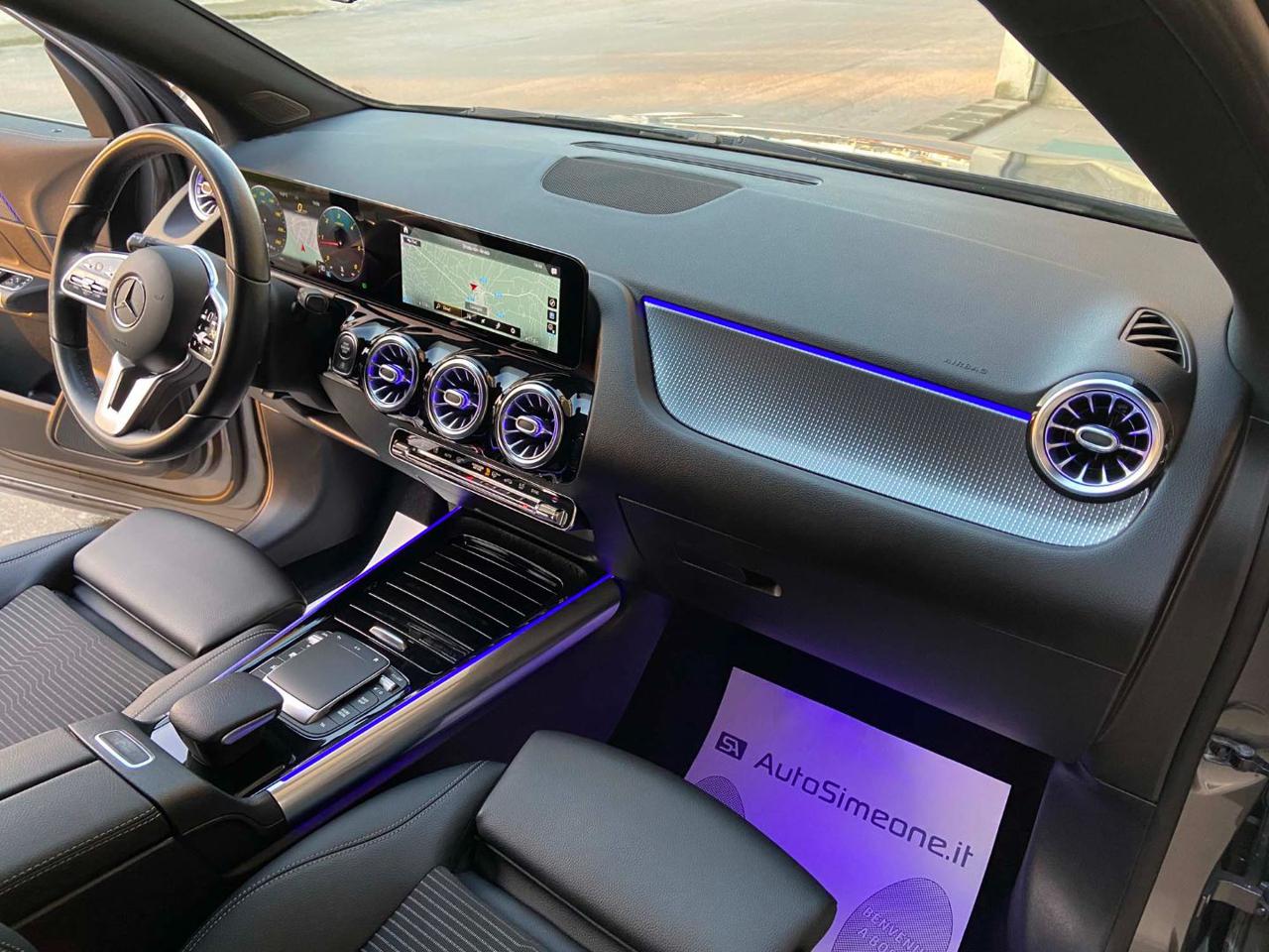 MERCEDES-BENZ GLA 200 d Automatic Sport Plus PACK NIGHT - 13