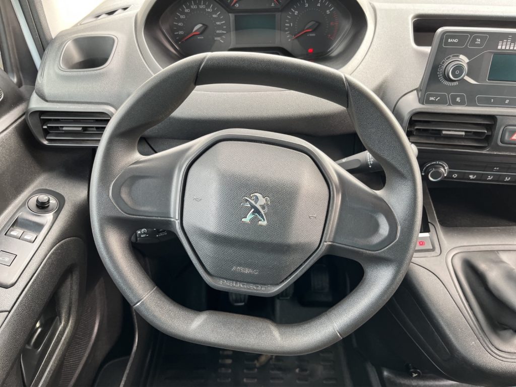 PEUGEOT Partner 1.5HDi 100CV Premium ALLESTITO - 10
