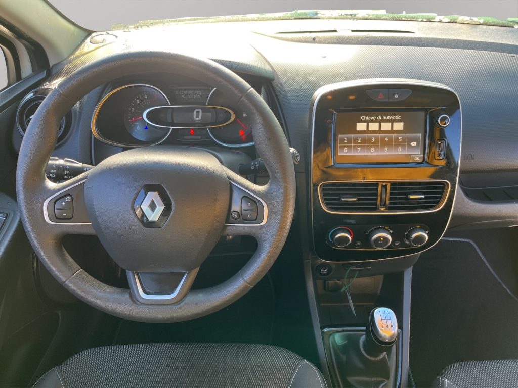 RENAULT Clio 1.5DCI 75 CV - 10