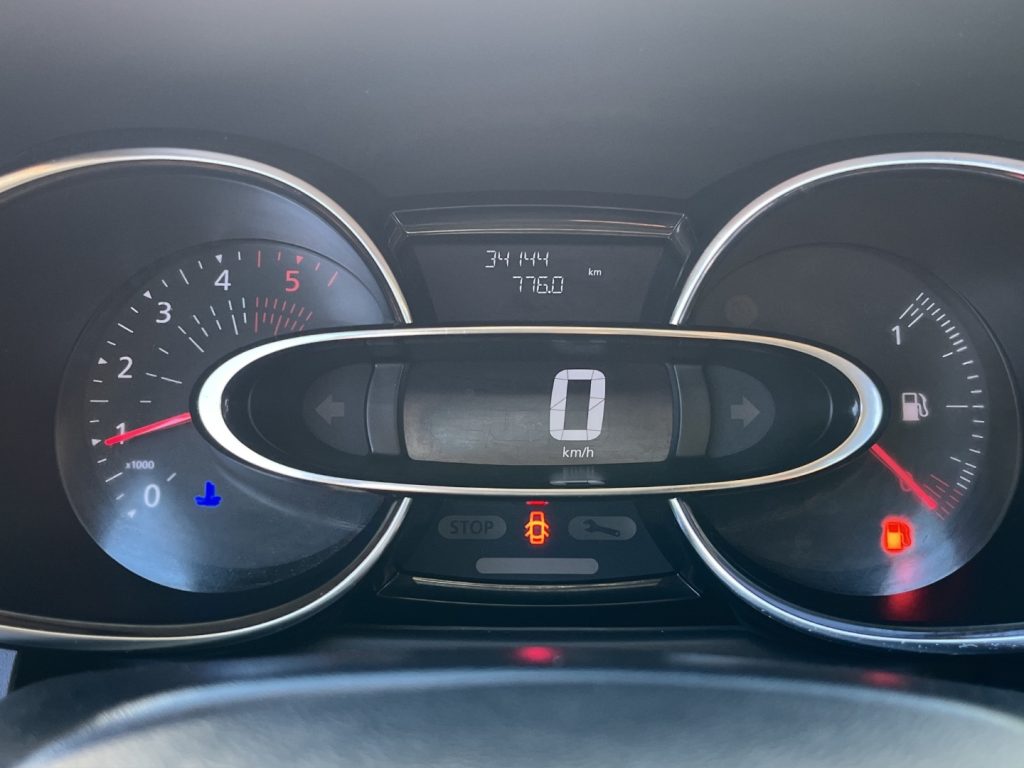 RENAULT Clio 1.5DCI 75 CV - 12