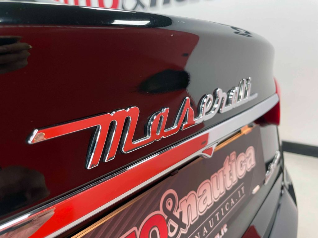 MASERATI Quattroporte 3.0 V6 DS 275CV AUTO - 40