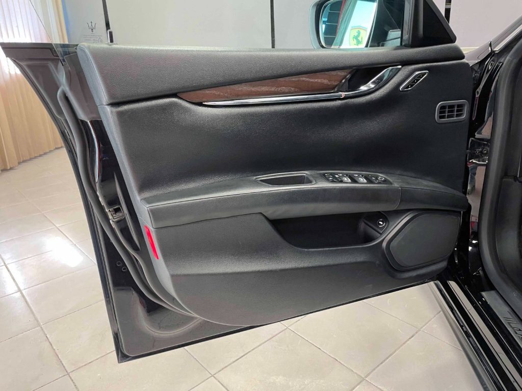 MASERATI Quattroporte 3.0 V6 DS 275CV AUTO - 41
