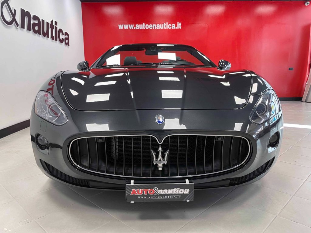 MASERATI GranCabrio 4.7 V8 AUTO - 4