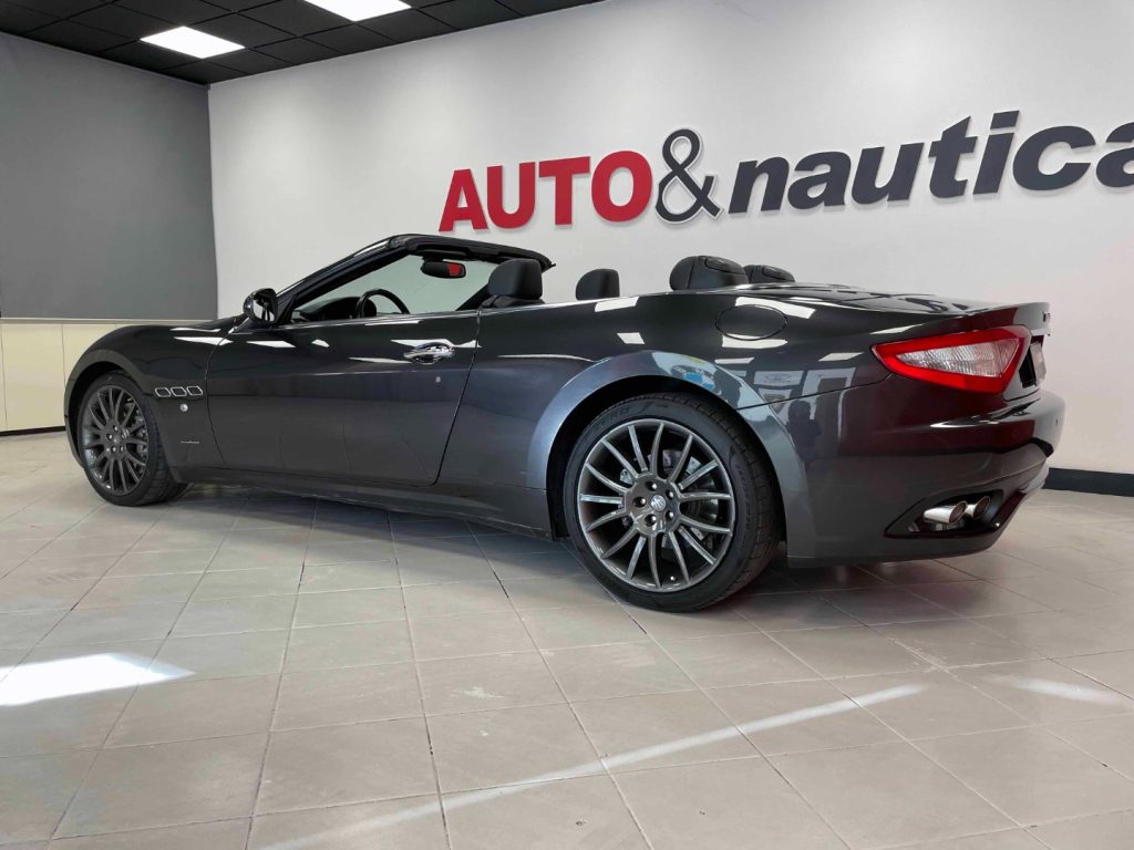 MASERATI GranCabrio 4.7 V8 AUTO - 7