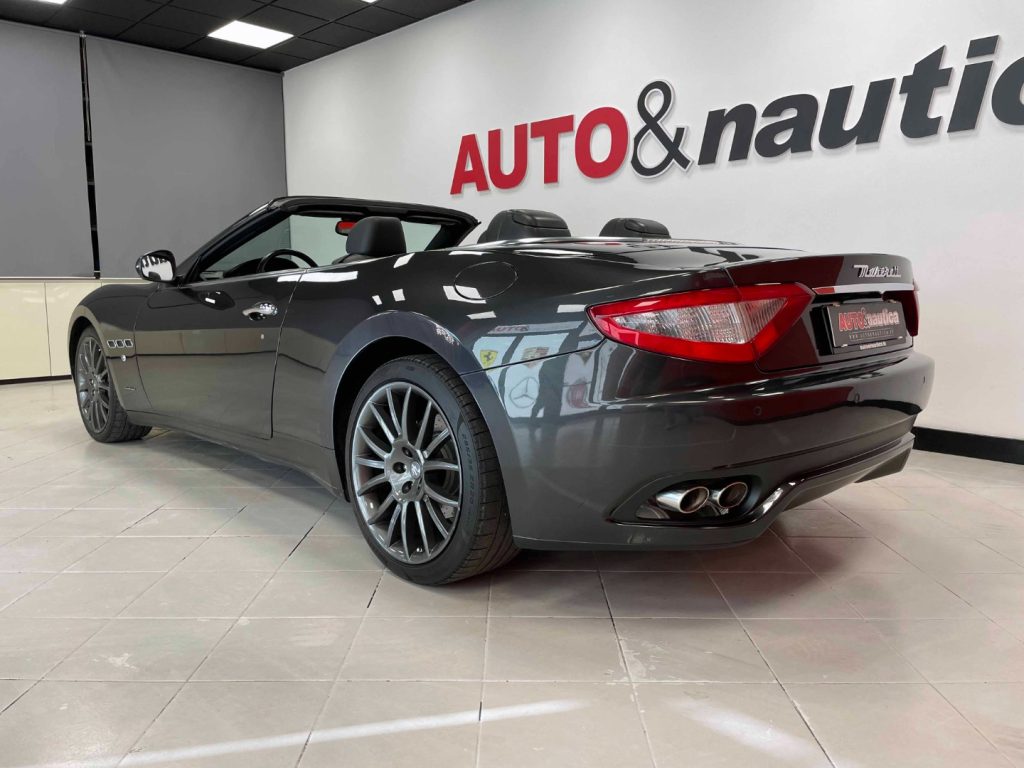 MASERATI GranCabrio 4.7 V8 AUTO - 8